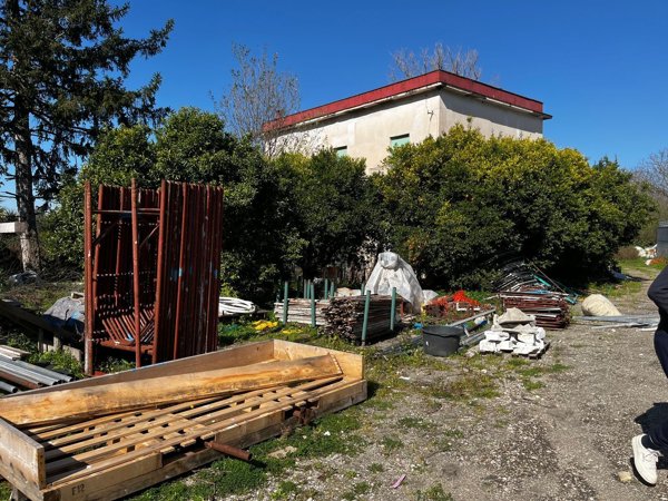 pentavano in vendita a Casamarciano