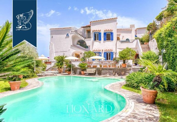 casa indipendente in vendita a Casamicciola Terme