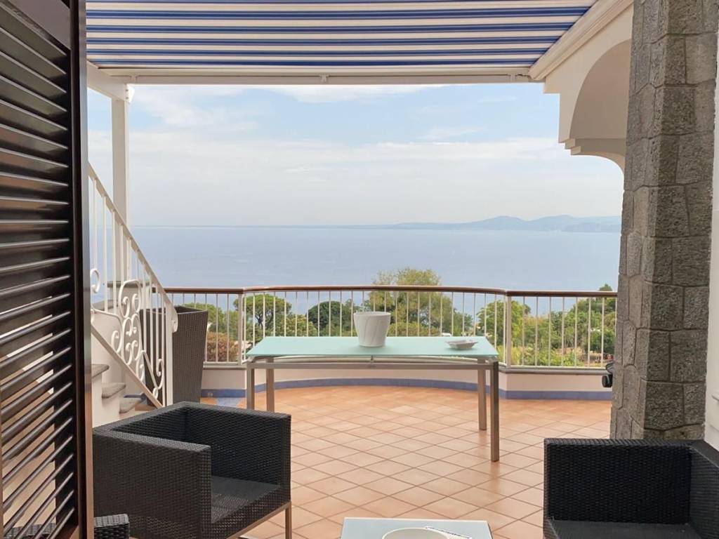 casa indipendente in vendita a Casamicciola Terme