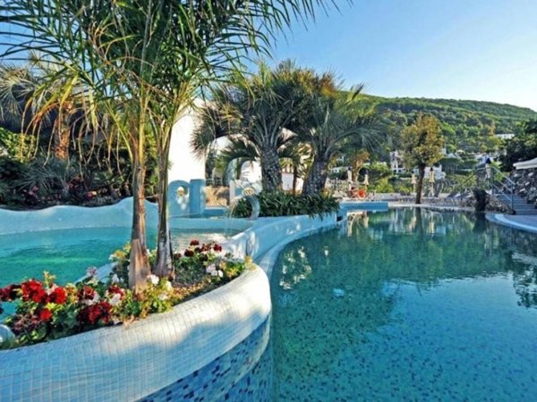 intera palazzina in vendita a Casamicciola Terme