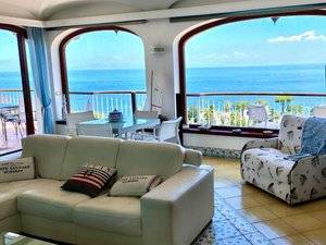 casa indipendente in vendita a Casamicciola Terme