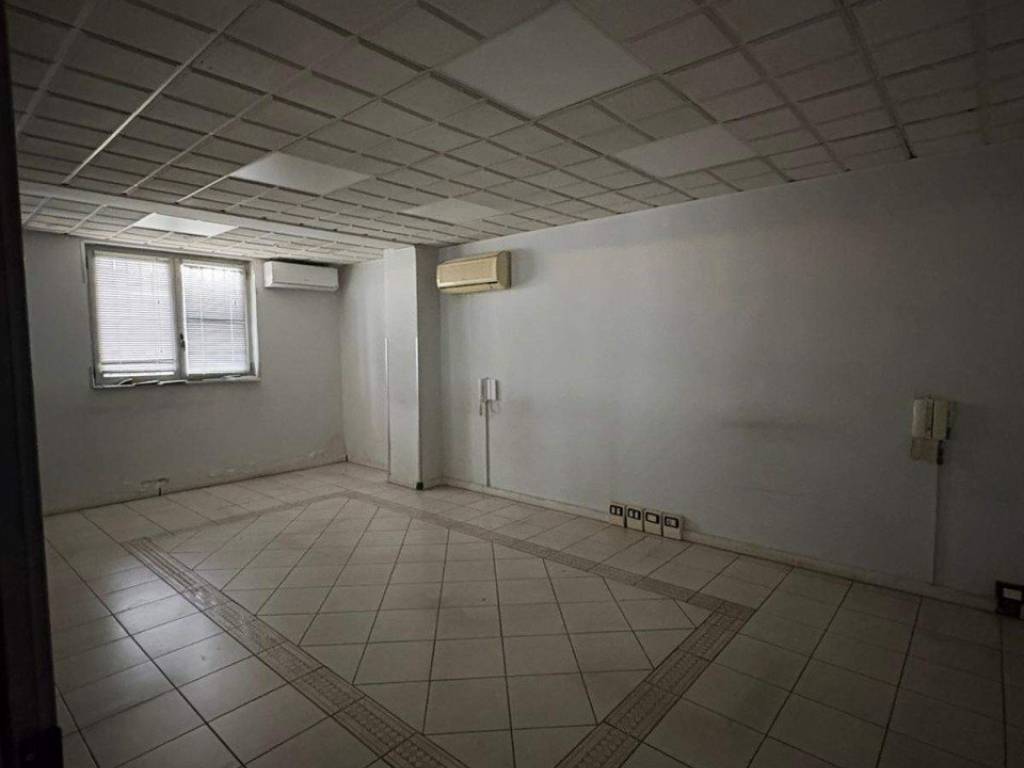 ufficio in vendita a Casandrino