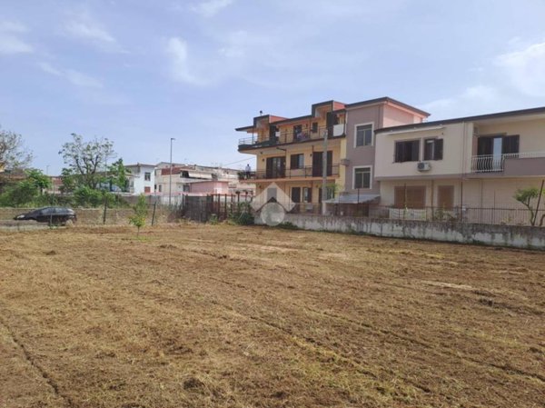 casa indipendente in vendita a Casandrino