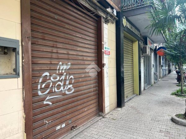 negozio in vendita a Casavatore