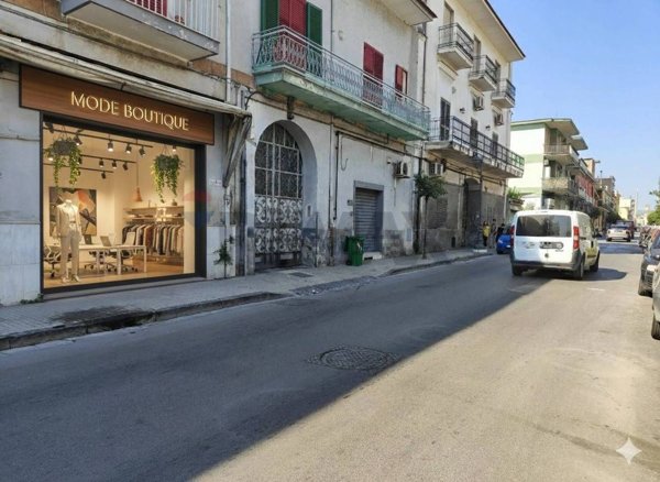 locale commerciale in vendita a Casavatore