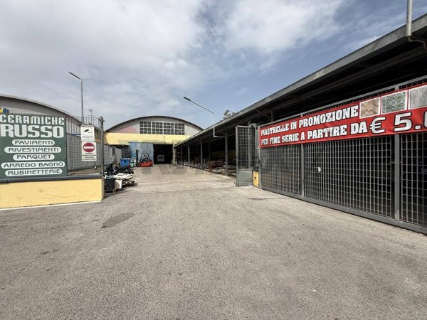 capannone in vendita a Casavatore