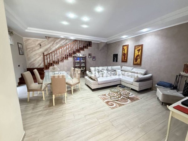 casa indipendente in vendita a Casavatore