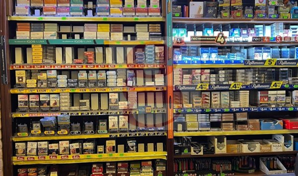 negozio in vendita a Casola di Napoli