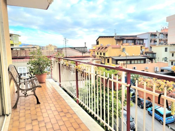 appartamento in vendita a Casoria in zona Arpino