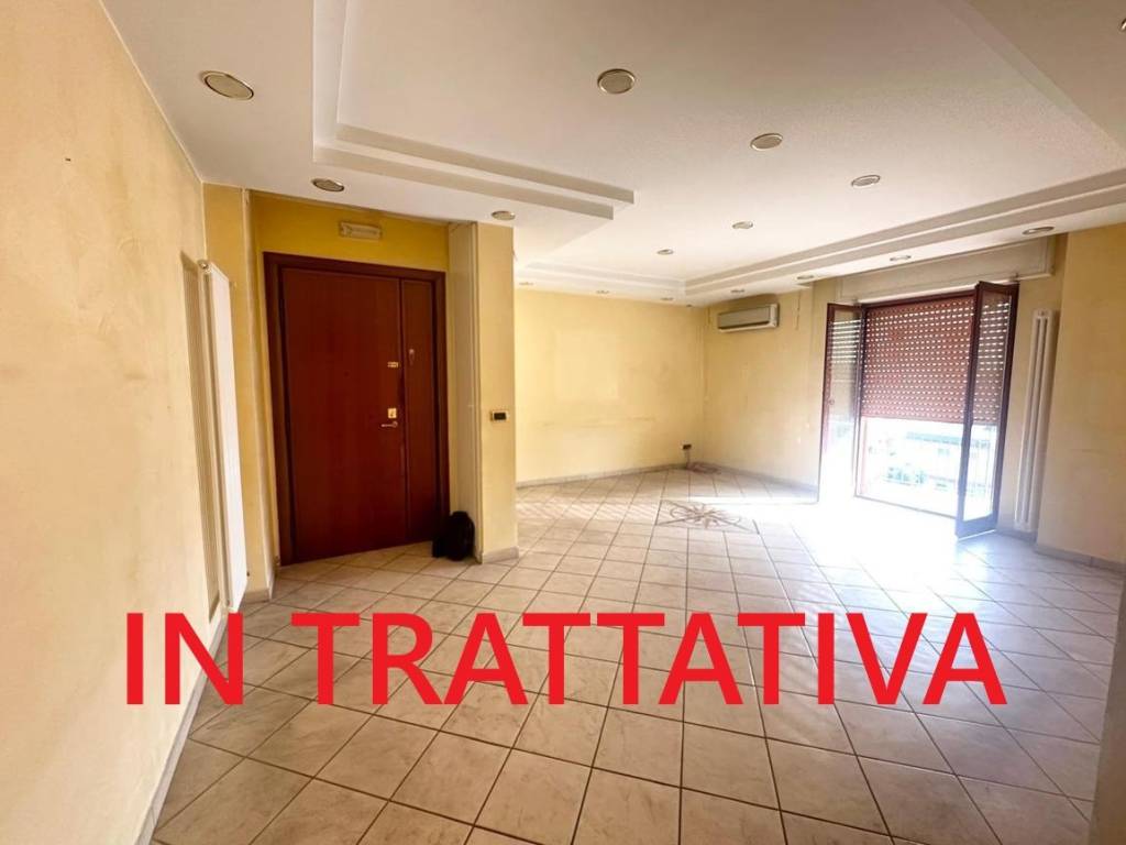 appartamento in vendita a Casoria in zona Arpino