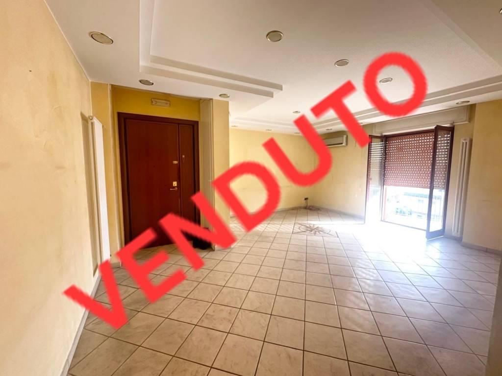 appartamento in vendita a Casoria in zona Arpino