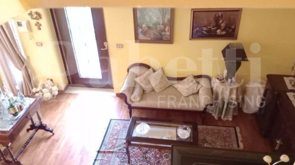 casa indipendente in vendita a Casoria