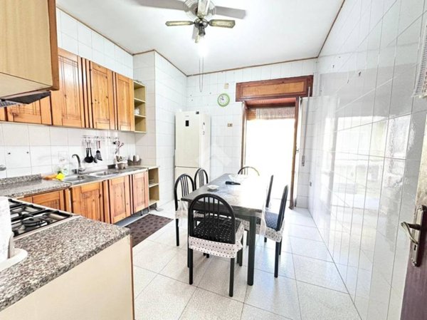 appartamento in vendita a Casoria in zona Arpino