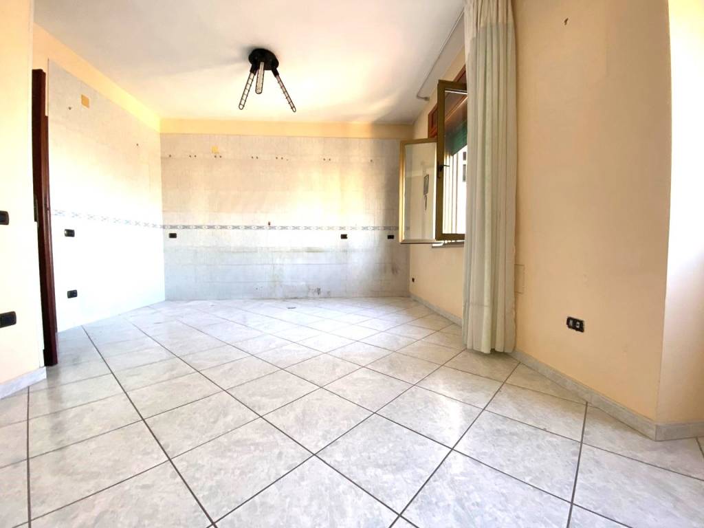 appartamento in vendita a Casoria in zona Centro Storico