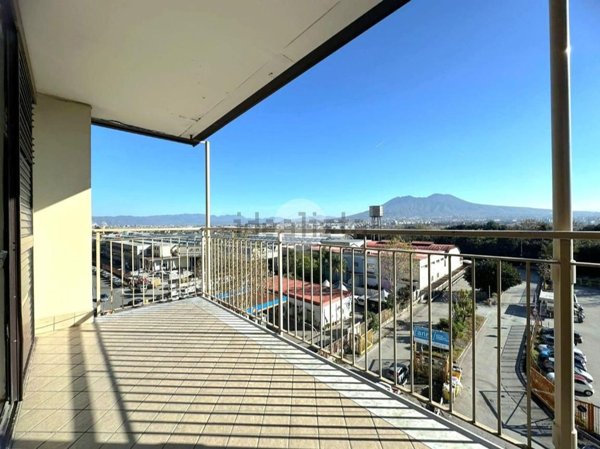 appartamento in vendita a Casoria in zona Centro Storico