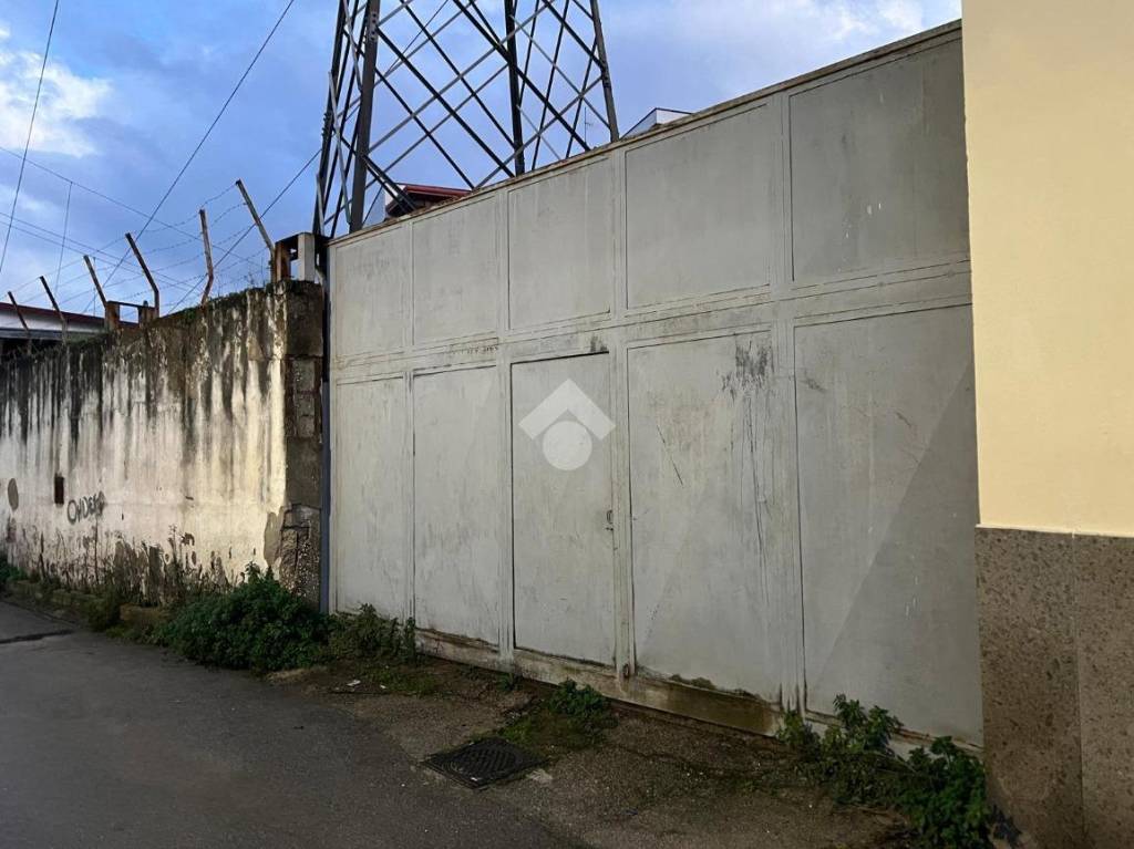 negozio in vendita a Casoria