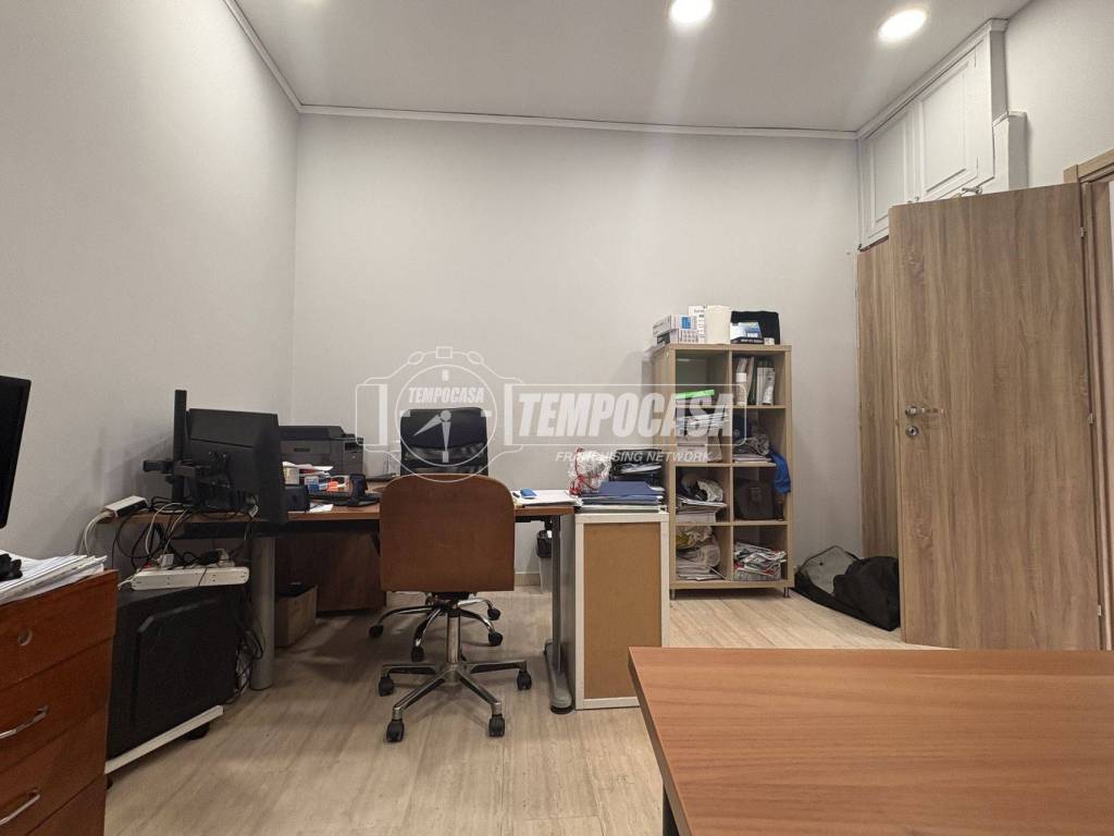 negozio in vendita a Casoria