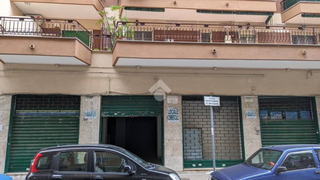 negozio in vendita a Casoria
