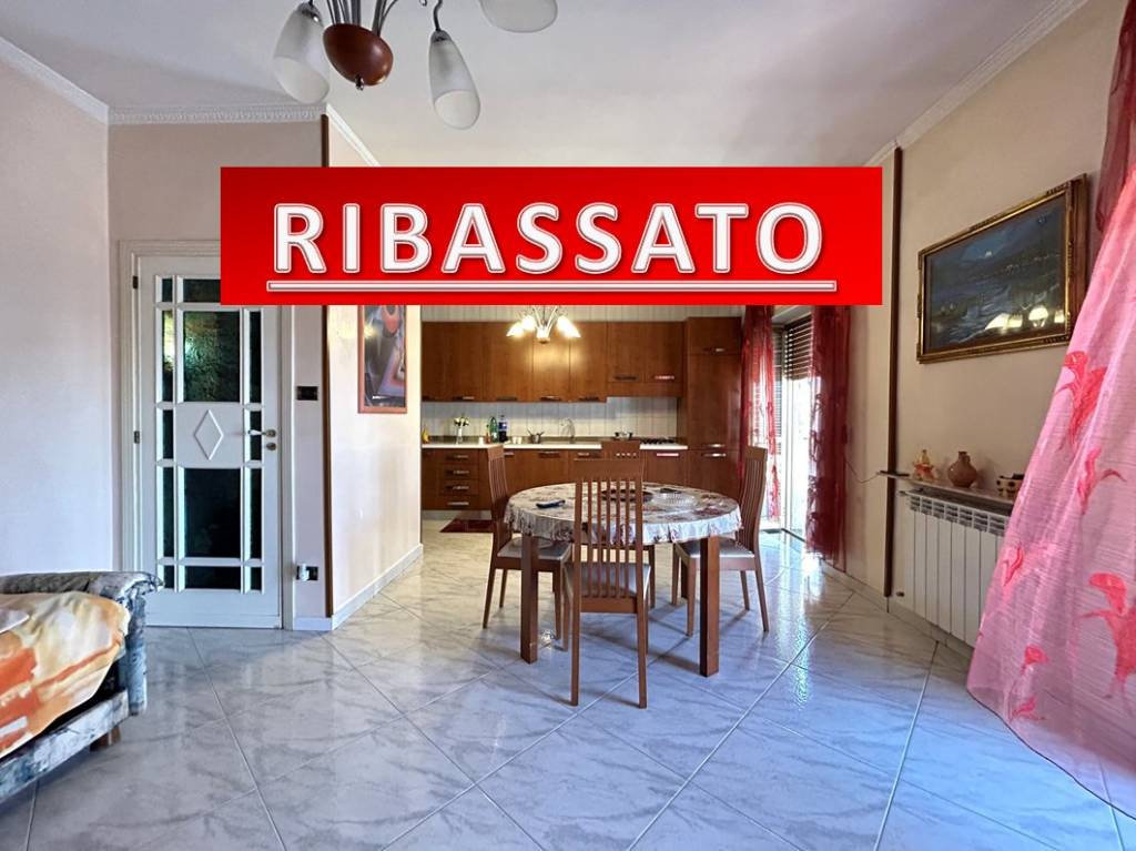 appartamento in vendita a Casoria in zona Centro Storico