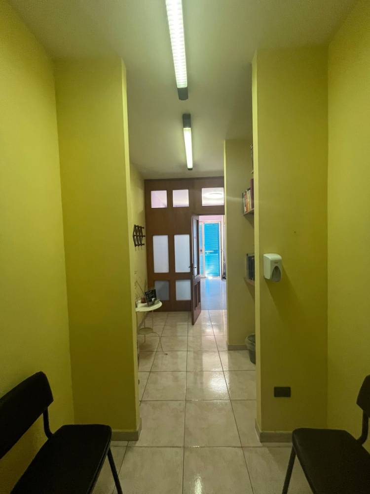 negozio in vendita a Casoria