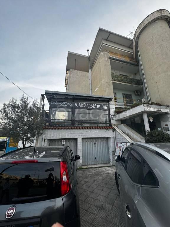 negozio in vendita a Casoria
