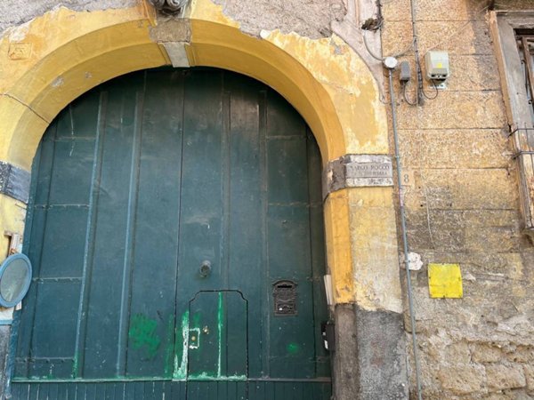 intera palazzina in vendita a Casoria