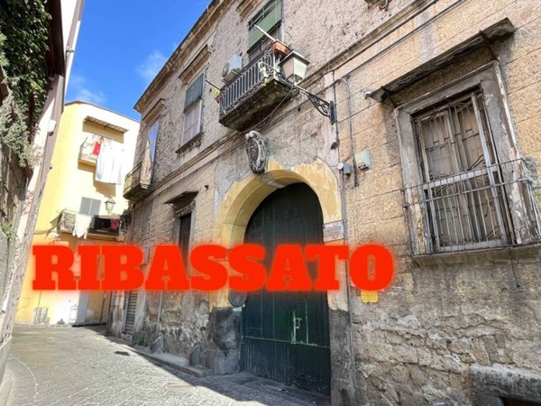 intera palazzina in vendita a Casoria
