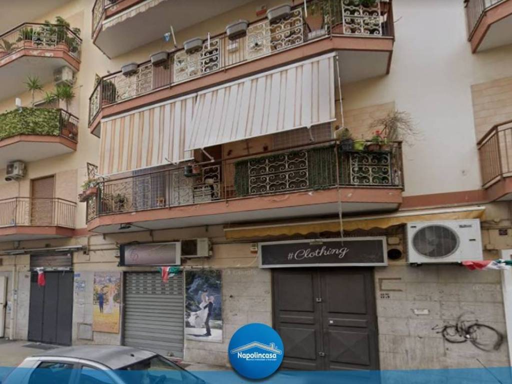 negozio in vendita a Casoria