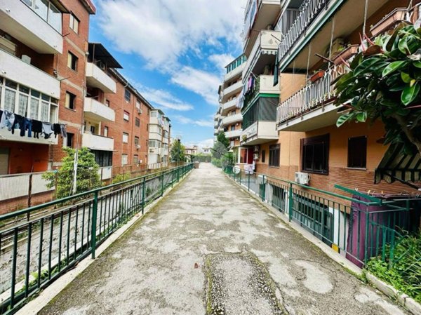 appartamento in vendita a Casoria in zona Arpino