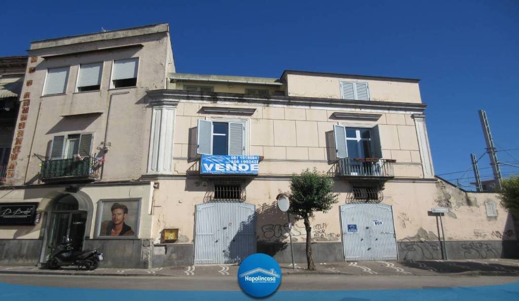 appartamento in vendita a Casoria in zona Centro Storico
