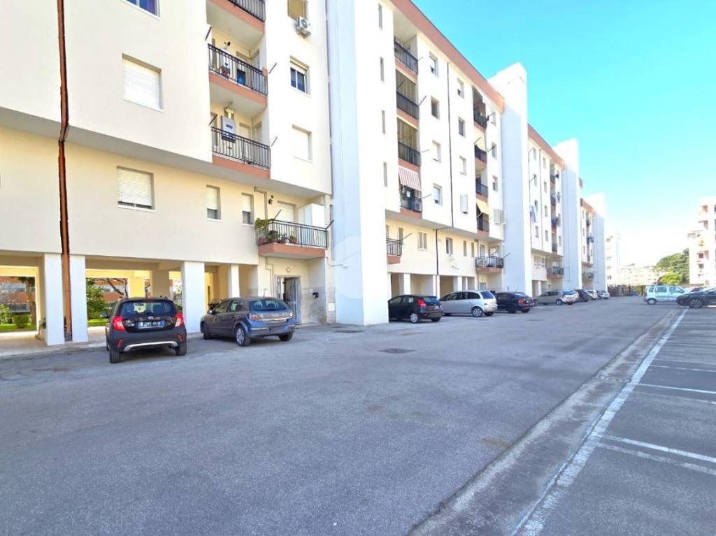 appartamento in vendita a Casoria