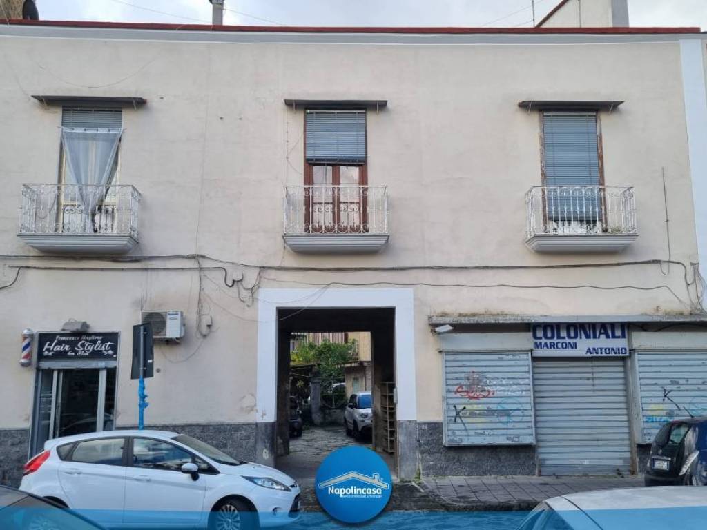 intera palazzina in vendita a Casoria