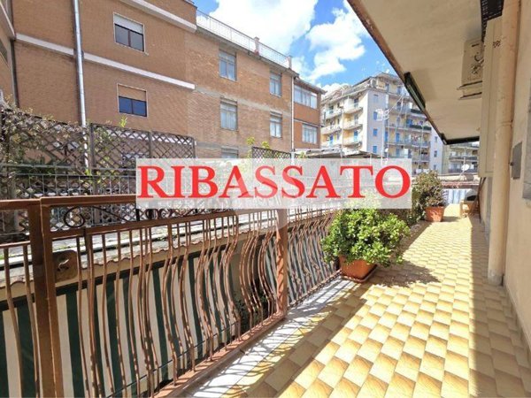appartamento in vendita a Casoria in zona Centro Storico
