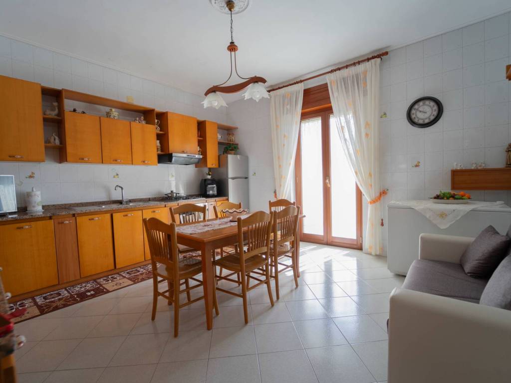intera palazzina in vendita a Casoria
