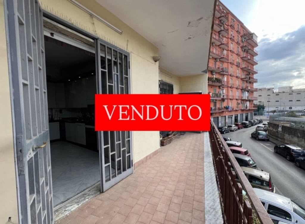 appartamento in vendita a Casoria in zona Centro Storico