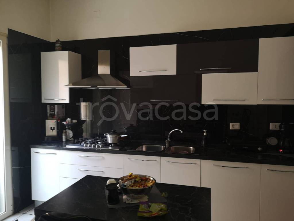 appartamento in vendita a Casoria in zona Centro Storico
