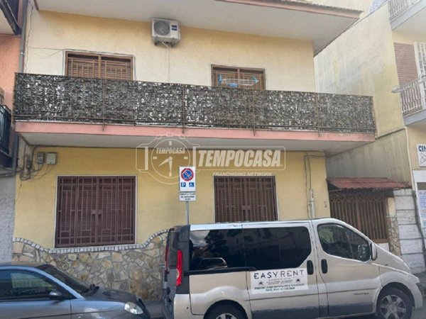 appartamento in vendita a Casoria in zona Centro Storico