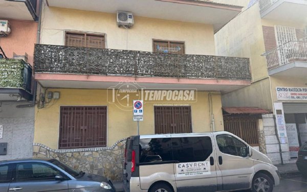 appartamento in vendita a Casoria in zona Centro Storico