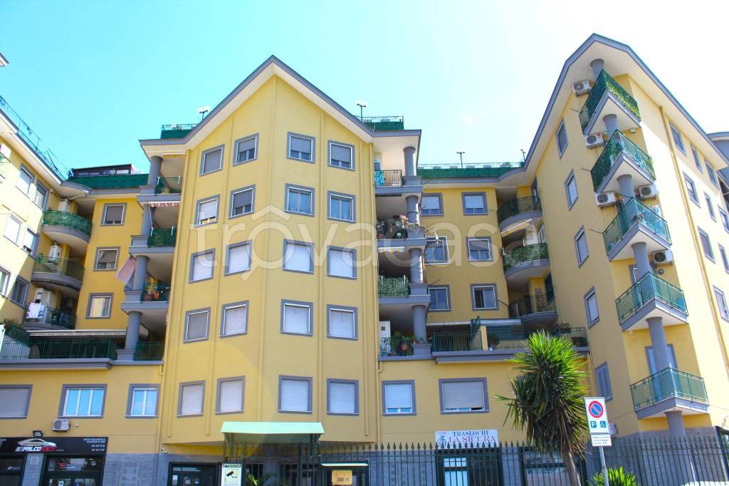 appartamento in vendita a Casoria in zona Centro Storico
