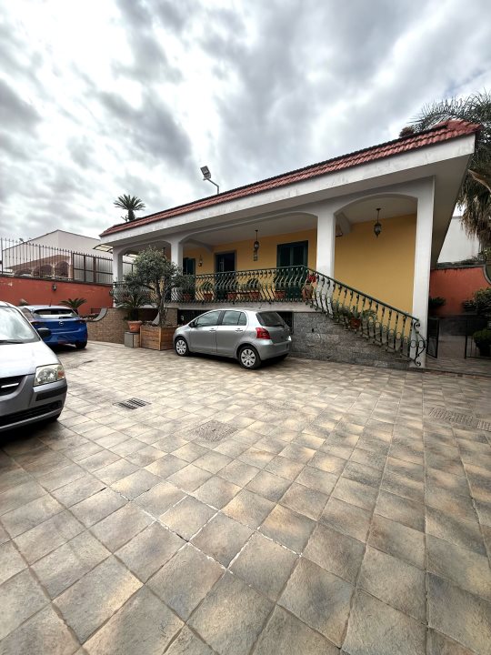 casa indipendente in vendita a Casoria