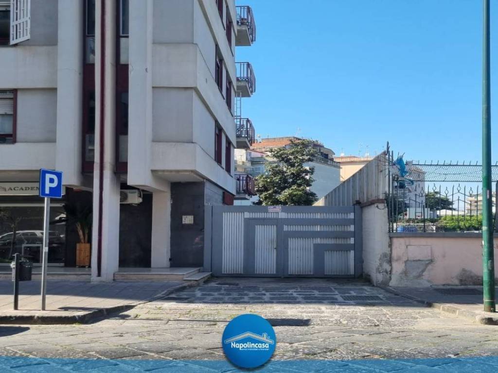appartamento in vendita a Casoria in zona Centro Storico