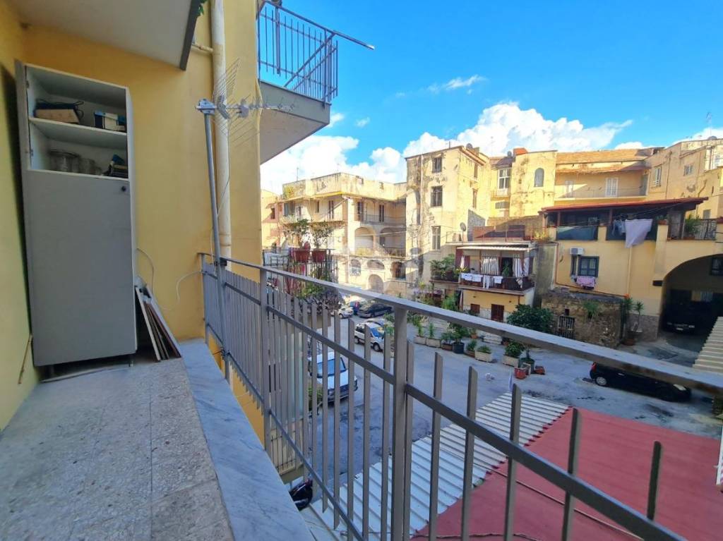 appartamento in vendita a Casoria in zona Centro Storico