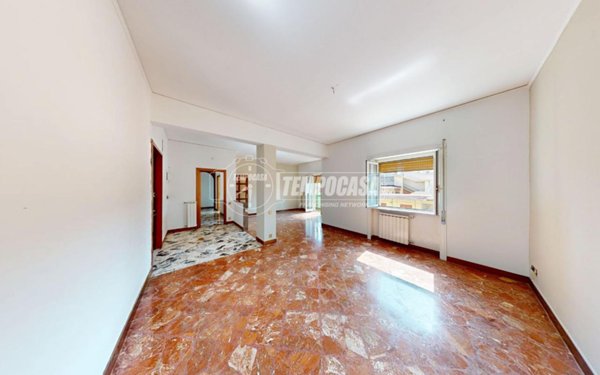 appartamento in vendita a Casoria in zona Centro Storico