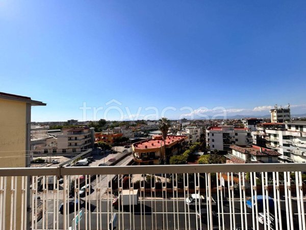 appartamento in vendita a Casoria in zona Centro Storico
