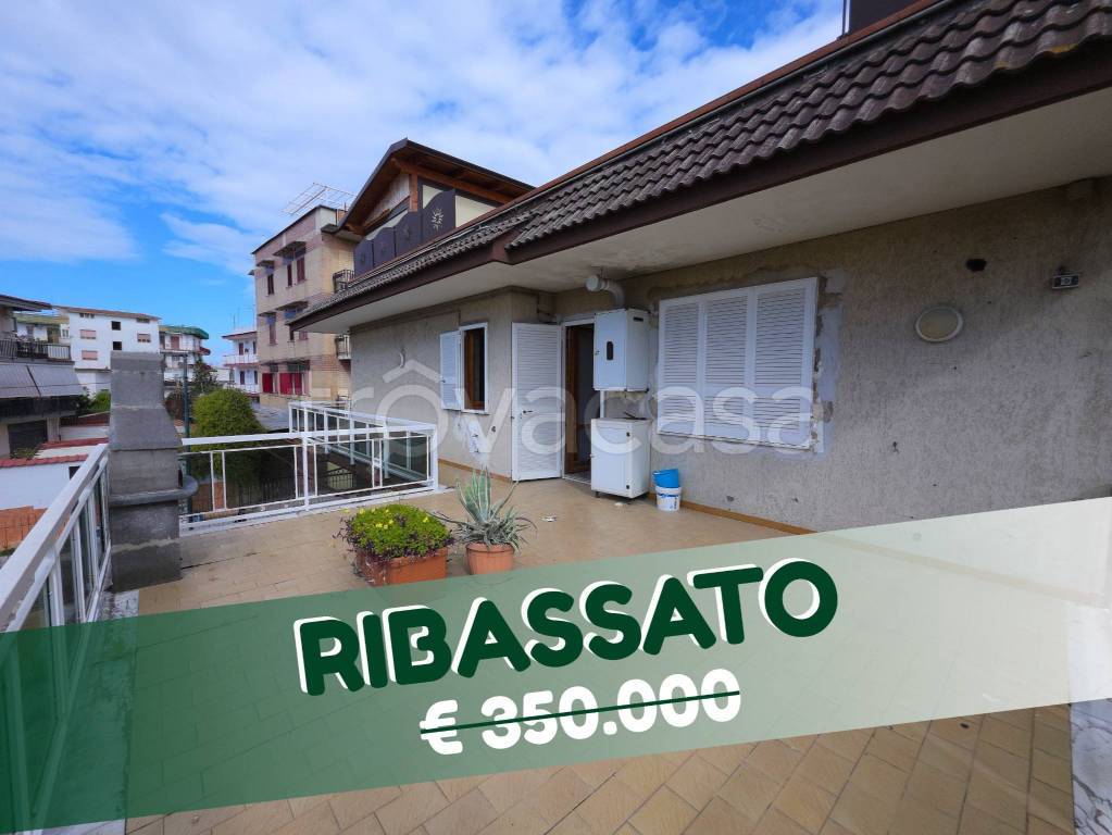 appartamento in vendita a Casoria