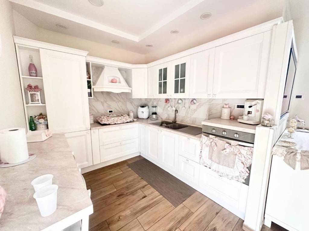 appartamento in vendita a Casoria in zona Arpino