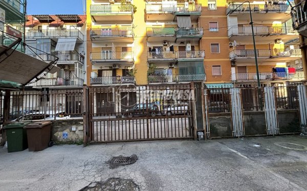 appartamento in vendita a Casoria in zona Centro Storico