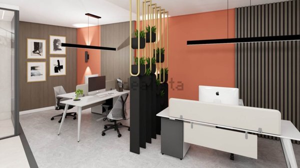 locale commerciale in vendita a Casoria