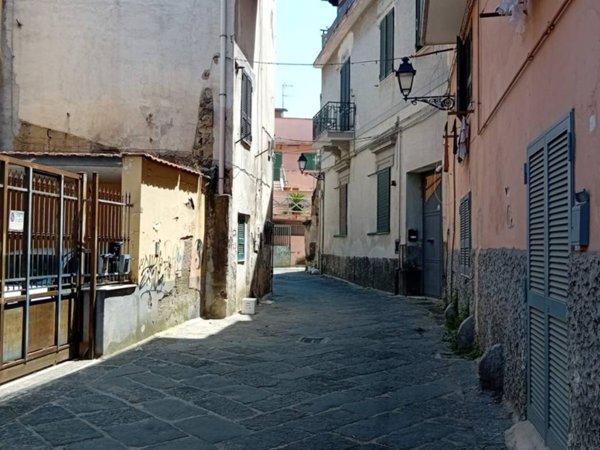 appartamento in vendita a Casoria in zona Centro Storico