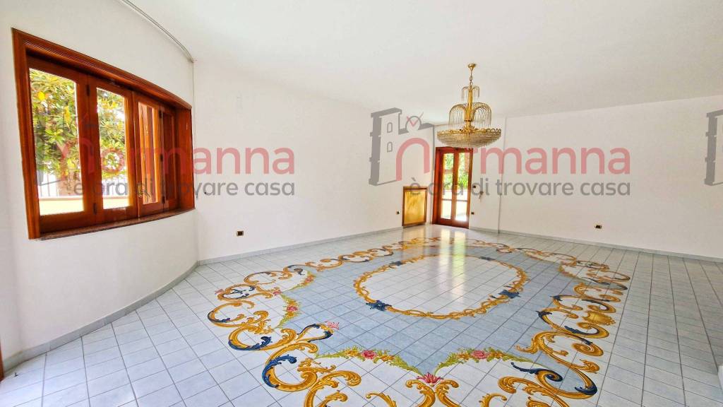 casa indipendente in vendita a Casoria
